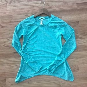 girls long sleeve athletic tee